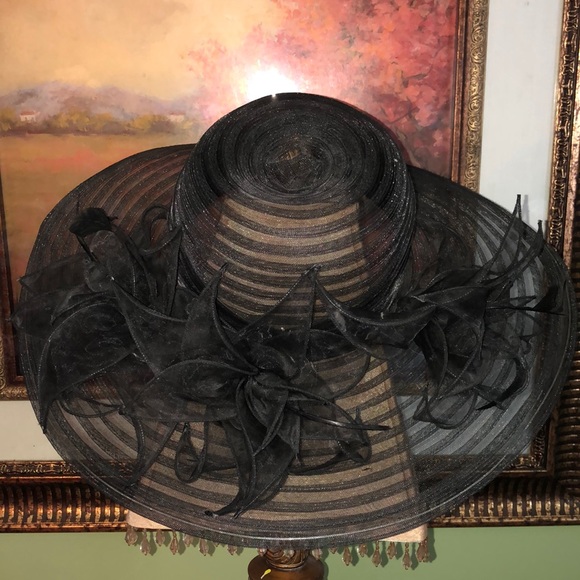 Giovanni black hat - Picture 1 of 1